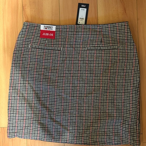 Tommy - Picture 2 of 2